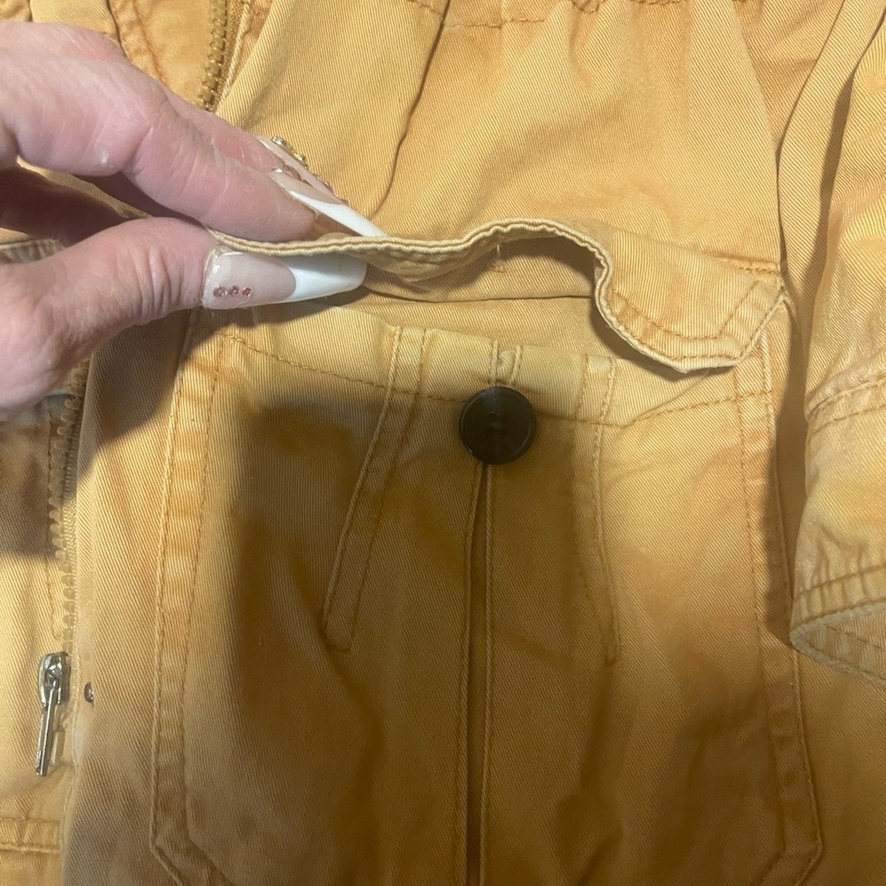 Women's Warm Tan Ski Jacket​​ - Picture 5 of 7